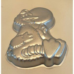 VTG 1983 Wilton Cake Pan Mold Muppets Big Bird Sesame St.  Aluminum 502-3401 GUC
